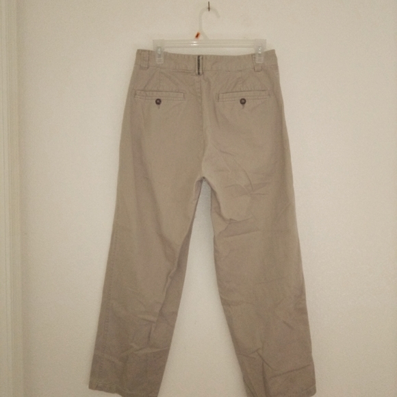 J. Riggings, men's Khakis pleated pants. - Picture 6 of 11